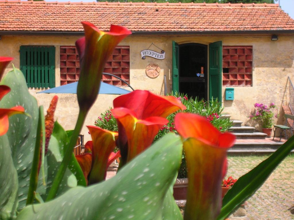 Agriturismo Le Pianore مونتيزبيرتولي المظهر الخارجي الصورة